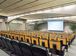 003_alta_montanyahotel Auditorio Montseny.jpg